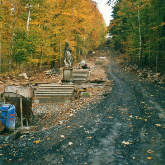 Bauarbeiten an der Freitreppe im Oktober 2002.