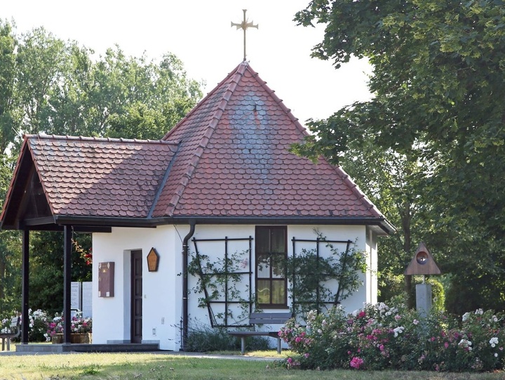 Die Flurkapelle Sankt Therese ist Ausgangspunkt für den Theresienweg